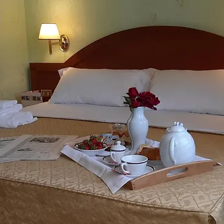 Squarciarelli Hotel Grottaferrata