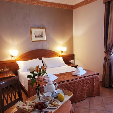 Squarciarelli Hotel Grottaferrata
