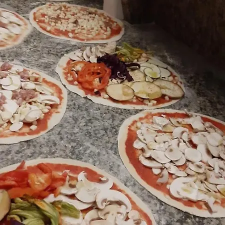 Squarciarelli Hotel 3*