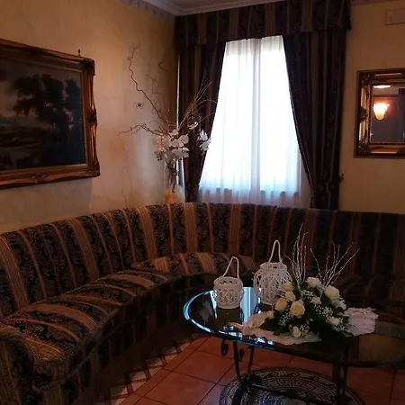 Hotel Squarciarelli Grottaferrata