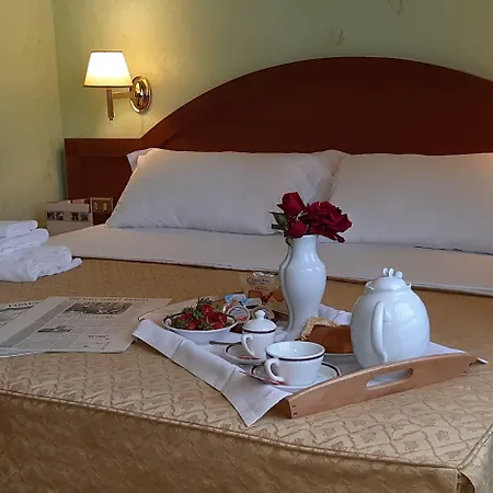 Squarciarelli Hotel