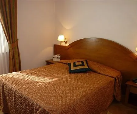 Squarciarelli Hotel Grottaferrata