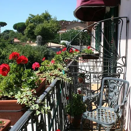 Squarciarelli Hotel 3*